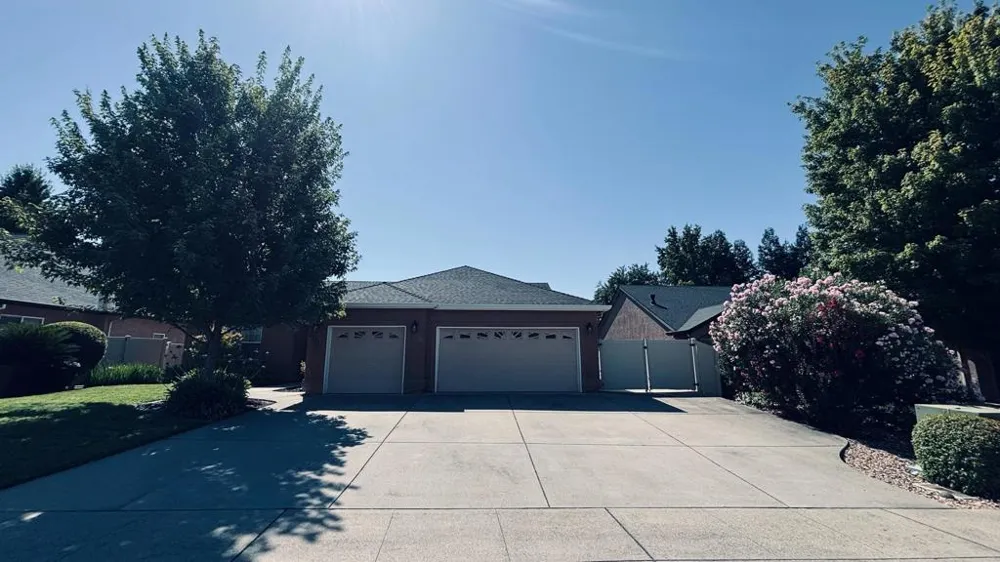 2177 Cadjew Street Redding, CA 96003