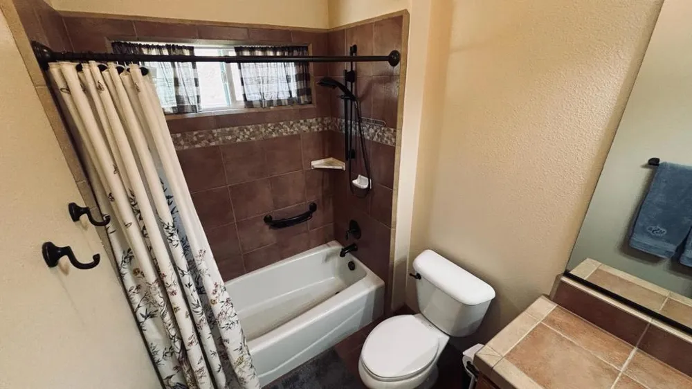 2177 Cadjew Street Redding, CA 96003