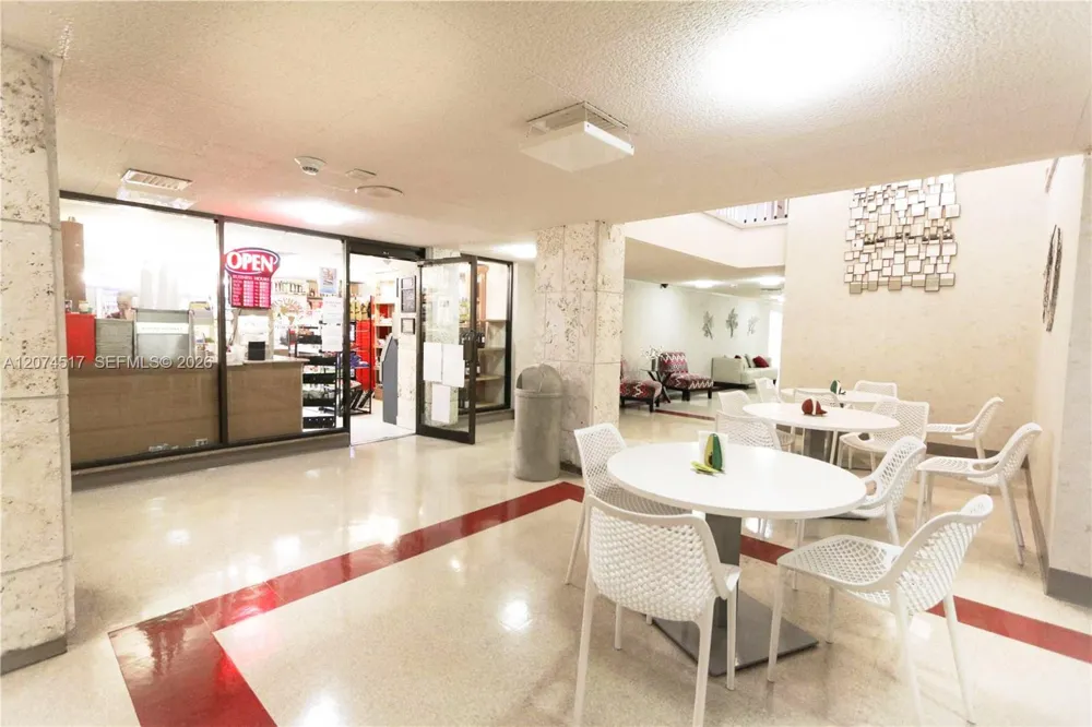 1985 S Ocean Dr #17P Hallandale Beach, FL 33009