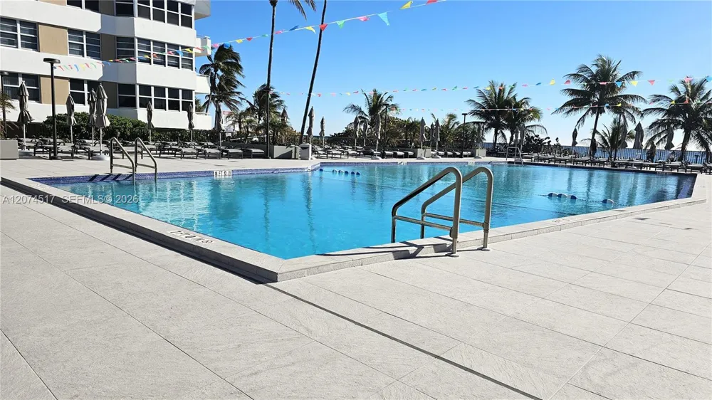 1985 S Ocean Dr #17P Hallandale Beach, FL 33009
