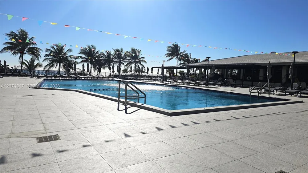1985 S Ocean Dr #17P Hallandale Beach, FL 33009