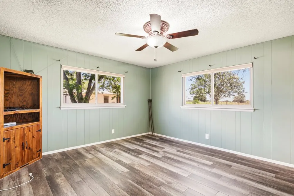 1961 Bolton Road Marion, TX 78124