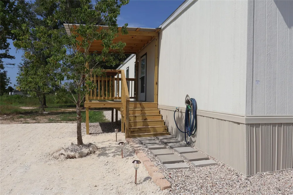 9105 5914 18 Cleveland, TX 77327