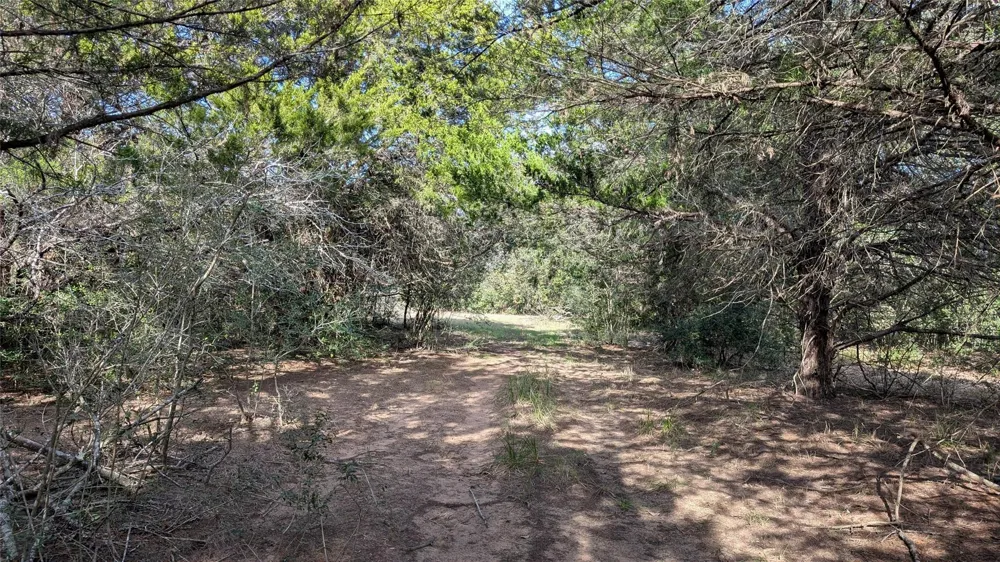900 County Road 126 Hallettsville, TX 77964