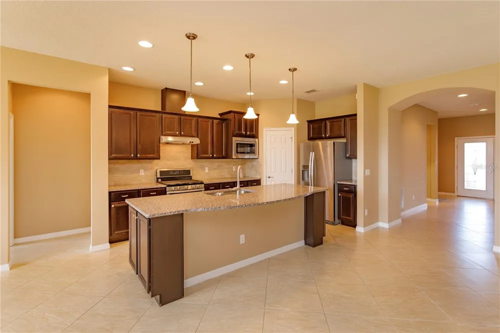 672 CORDOBA DRIVE Davenport, FL 33837