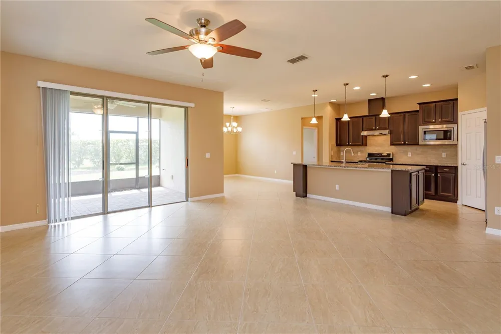 672 CORDOBA DRIVE Davenport, FL 33837