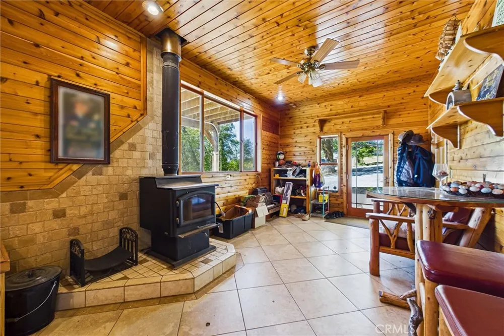 101 Gasline Unincorporated, CA 95526