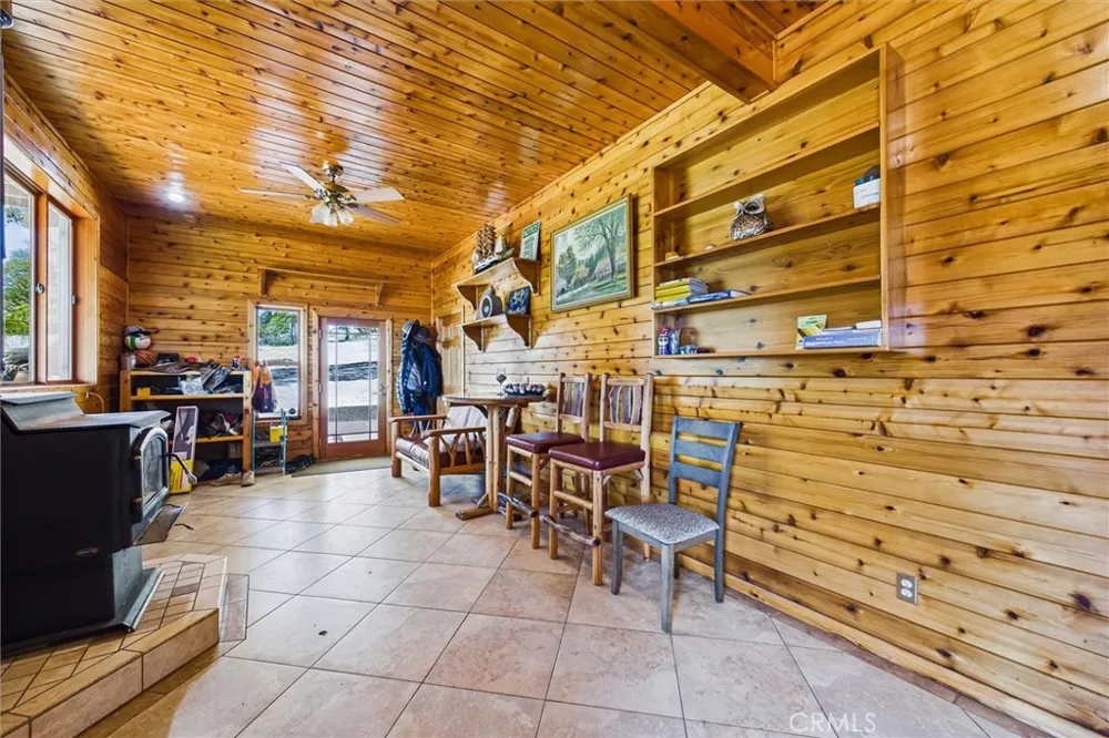 101 Gasline Unincorporated, CA 95526