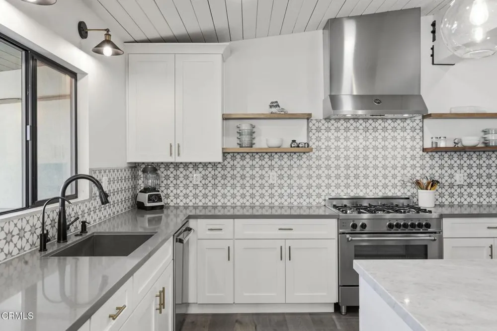 3310 Foothill Road Ventura, CA 93003
