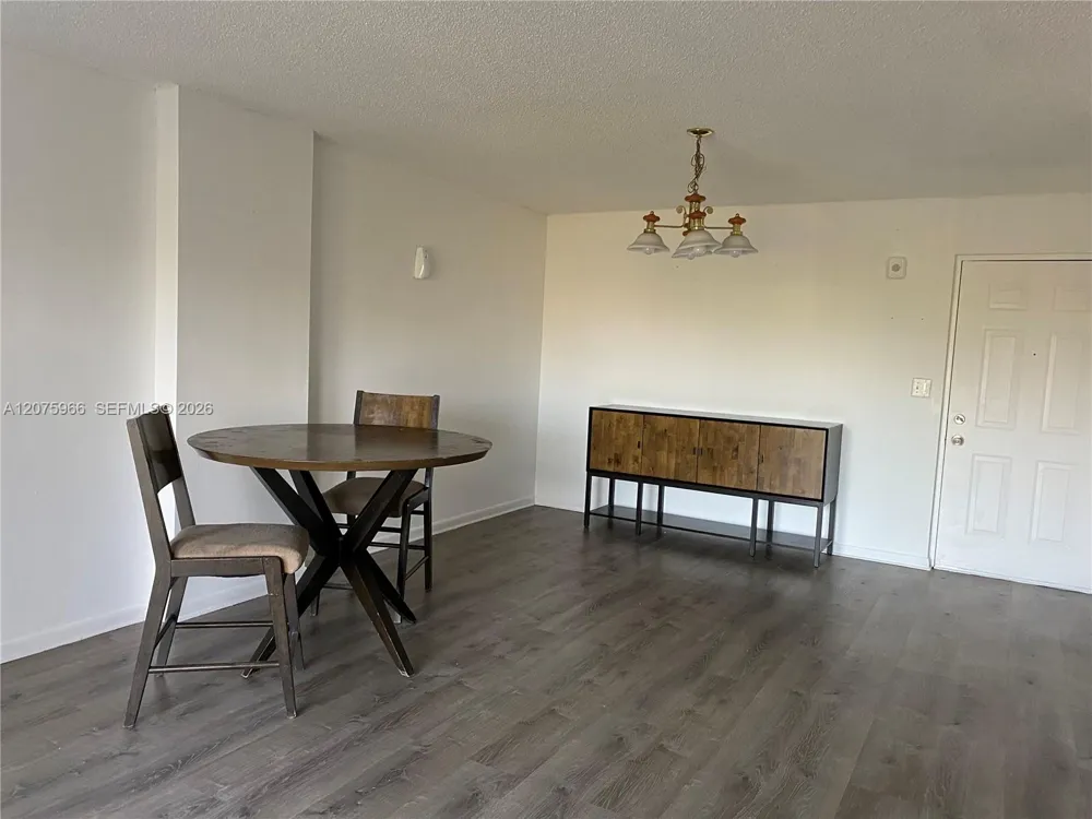 8200 SW 210th St #217 Cutler Bay, FL 33189