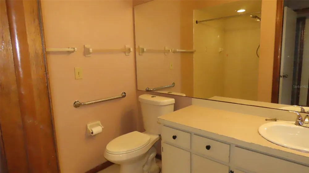 3326 WHISPERING DRIVE Largo, FL 33771