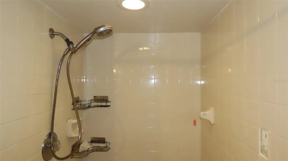 3326 WHISPERING DRIVE Largo, FL 33771
