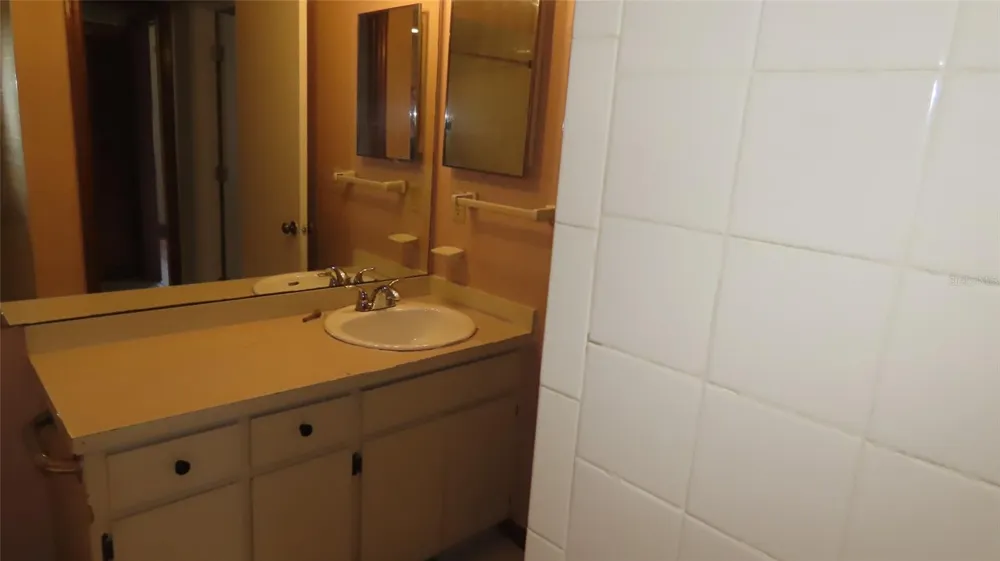 3326 WHISPERING DRIVE Largo, FL 33771