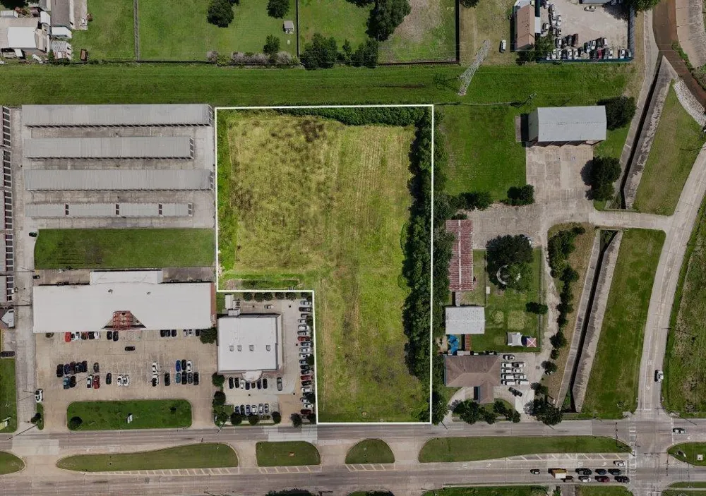Fairmont Parkway Pasadena, TX 77504