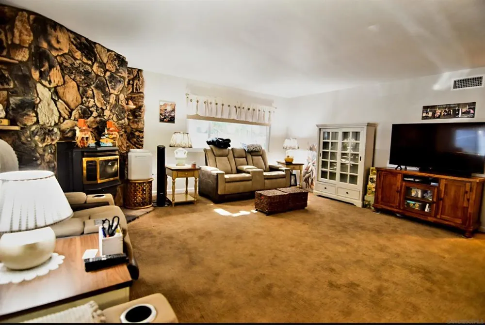 7656 Pine Blvd Pine Valley, CA 91962