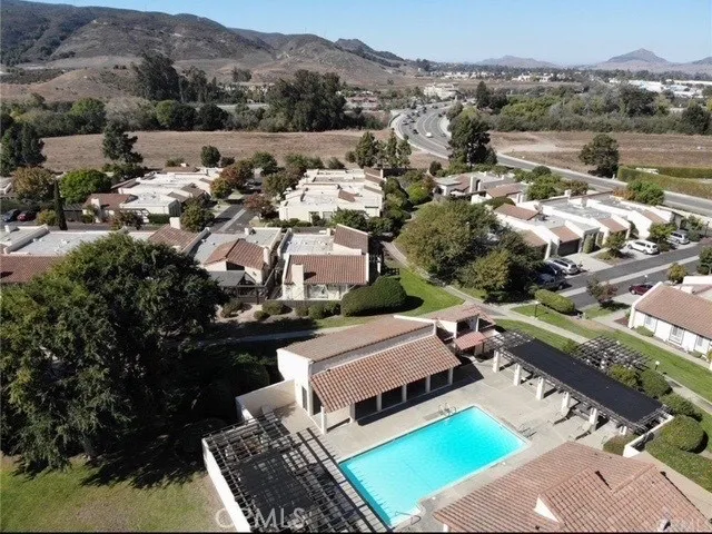 15 Vista Lane San Luis Obispo, CA 93401