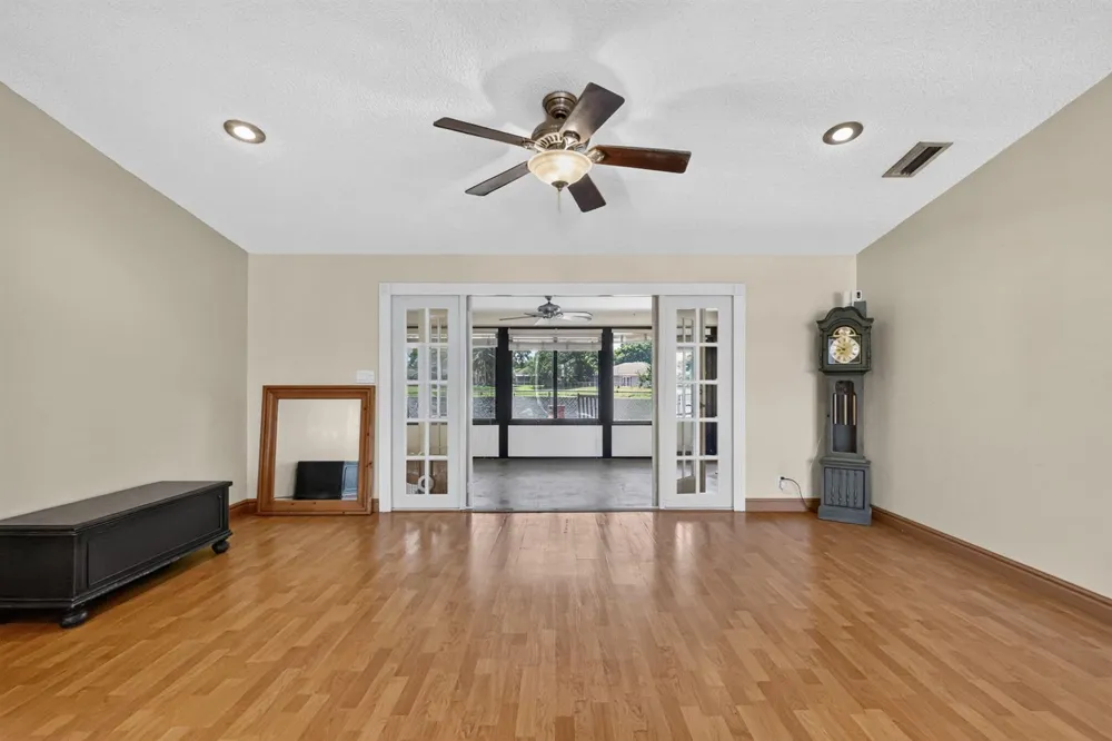 8353 Raymond Drive Boynton Beach, FL 33472
