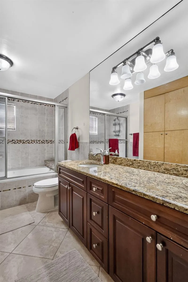 8353 Raymond Drive Boynton Beach, FL 33472