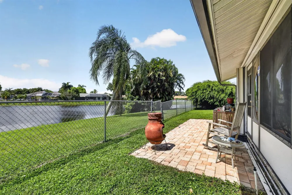 8353 Raymond Drive Boynton Beach, FL 33472