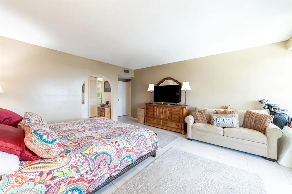 3475 S Ocean Boulevard #508 Palm Beach, FL 33480