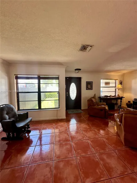 10330 Puerto Rico Dr