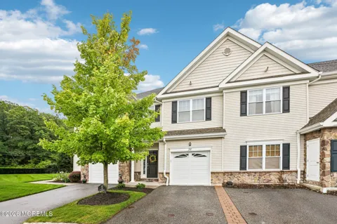 35 Red Oak Court
