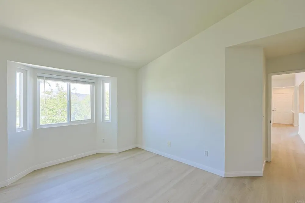 707 Brookstone Road #204 Chula Vista, CA 91913