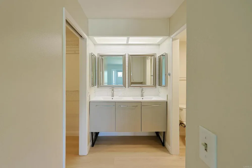 707 Brookstone Road #204 Chula Vista, CA 91913