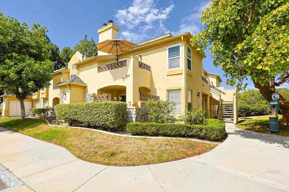 707 Brookstone Road #204 Chula Vista, CA 91913