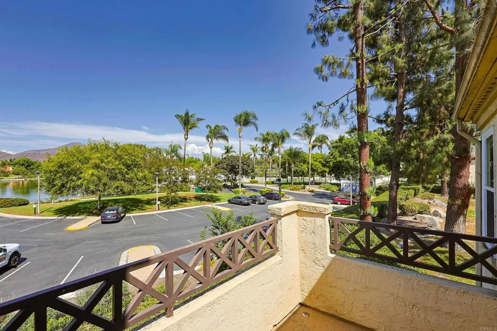 707 Brookstone Road #204 Chula Vista, CA 91913