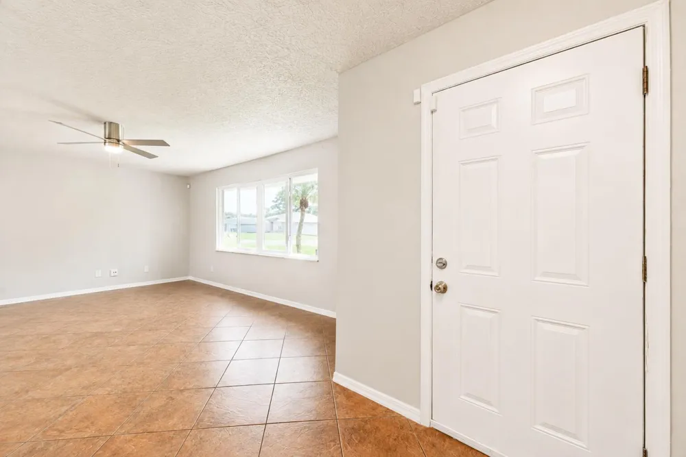 1091 SE Preston Lane Port St. Lucie, FL 34983