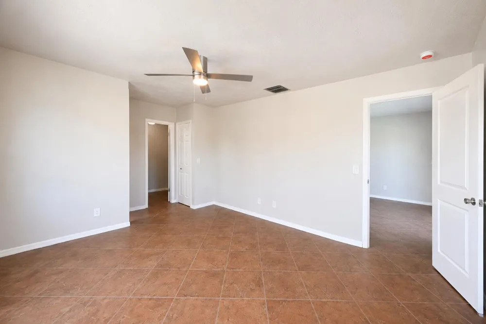 1091 SE Preston Lane Port St. Lucie, FL 34983