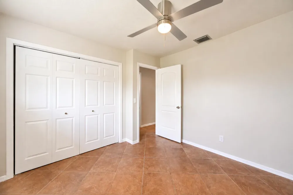 1091 SE Preston Lane Port St. Lucie, FL 34983
