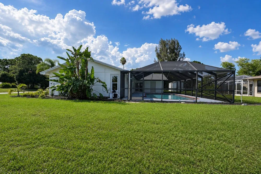 1091 SE Preston Lane Port St. Lucie, FL 34983