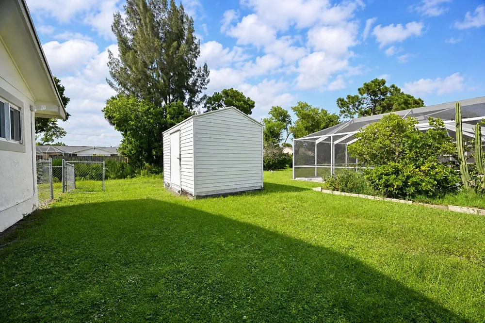 1091 SE Preston Lane Port St. Lucie, FL 34983