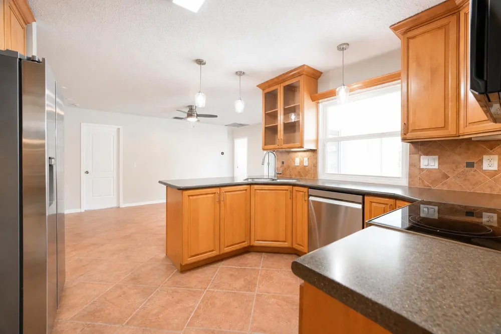 1091 SE Preston Lane Port St. Lucie, FL 34983