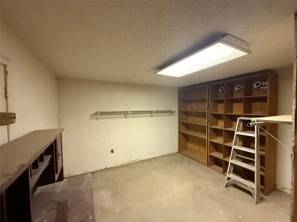 9063 W Riggs Drive Odessa, TX 79764