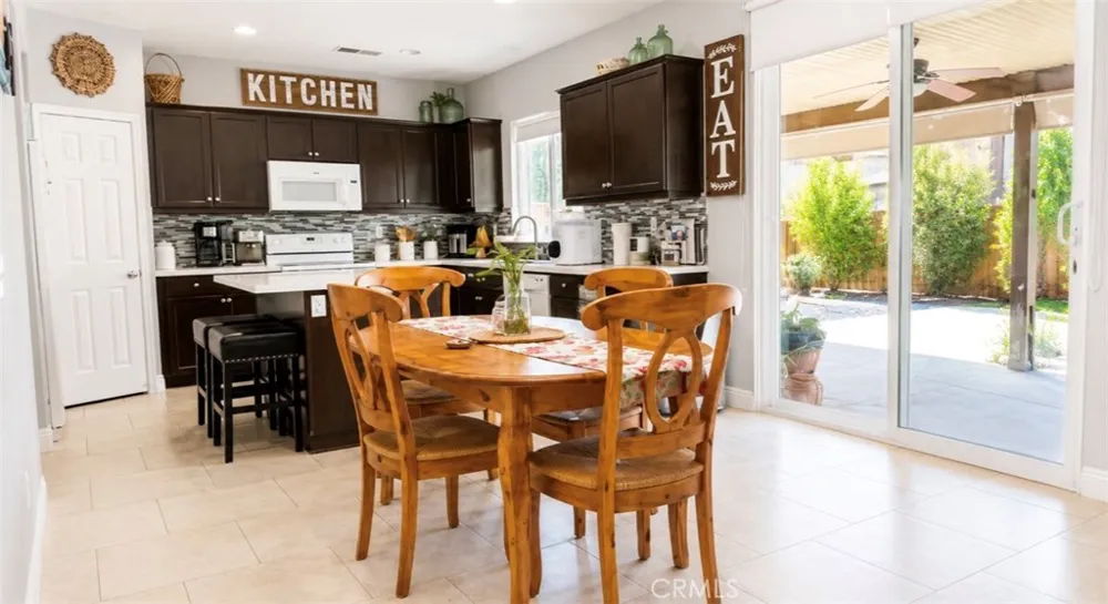 32635 Racquet Club Lake Elsinore, CA 92530