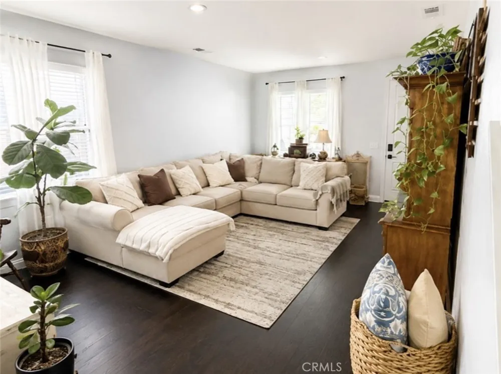 32635 Racquet Club Lake Elsinore, CA 92530