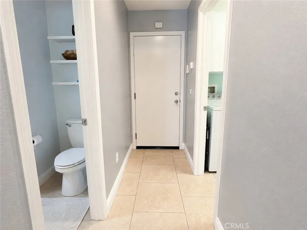 32635 Racquet Club Lake Elsinore, CA 92530