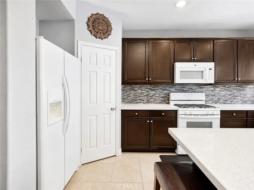 32635 Racquet Club Lake Elsinore, CA 92530
