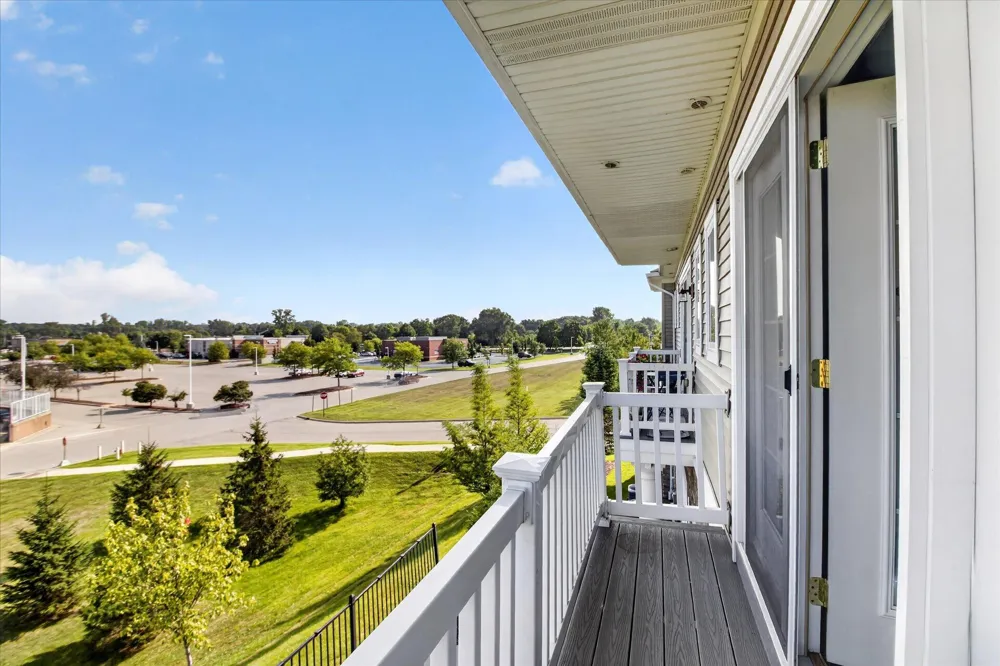 5512 Arbor Chase Drive Ann Arbor, MI 48103