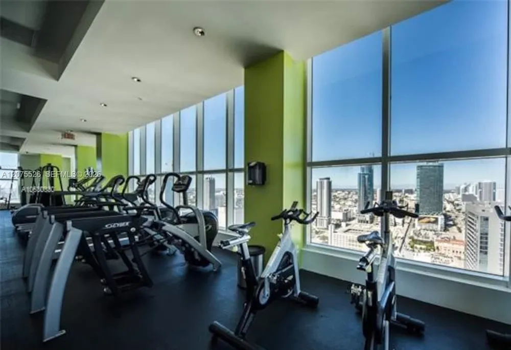133 NE 2nd Ave #3405 Miami, FL 33132