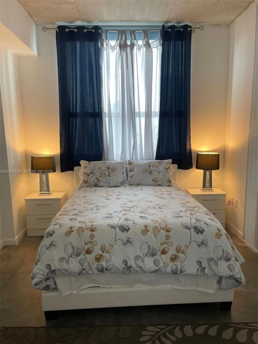 133 NE 2nd Ave #3405 Miami, FL 33132