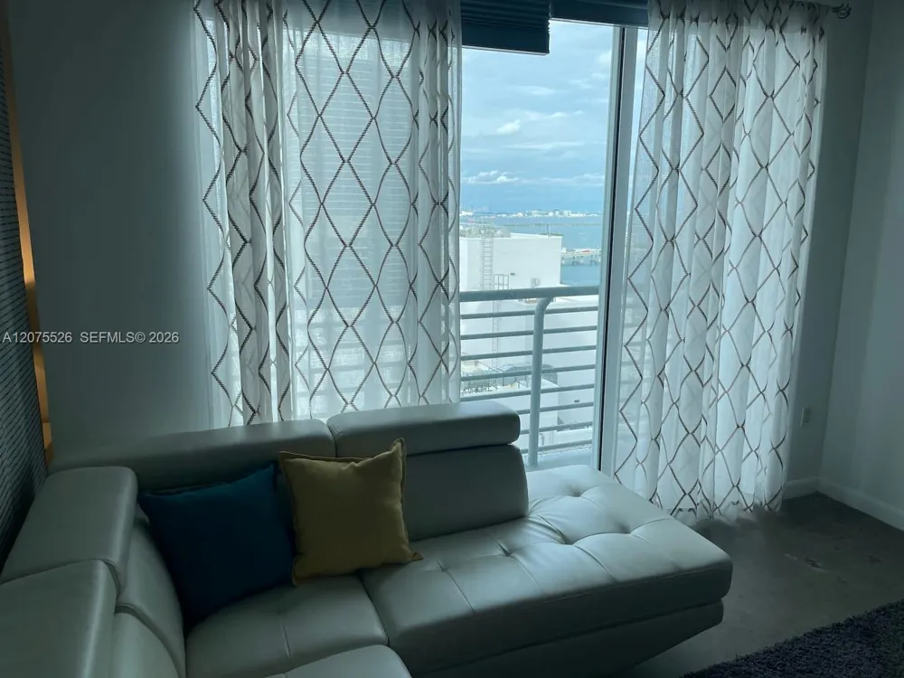 133 NE 2nd Ave #3405 Miami, FL 33132