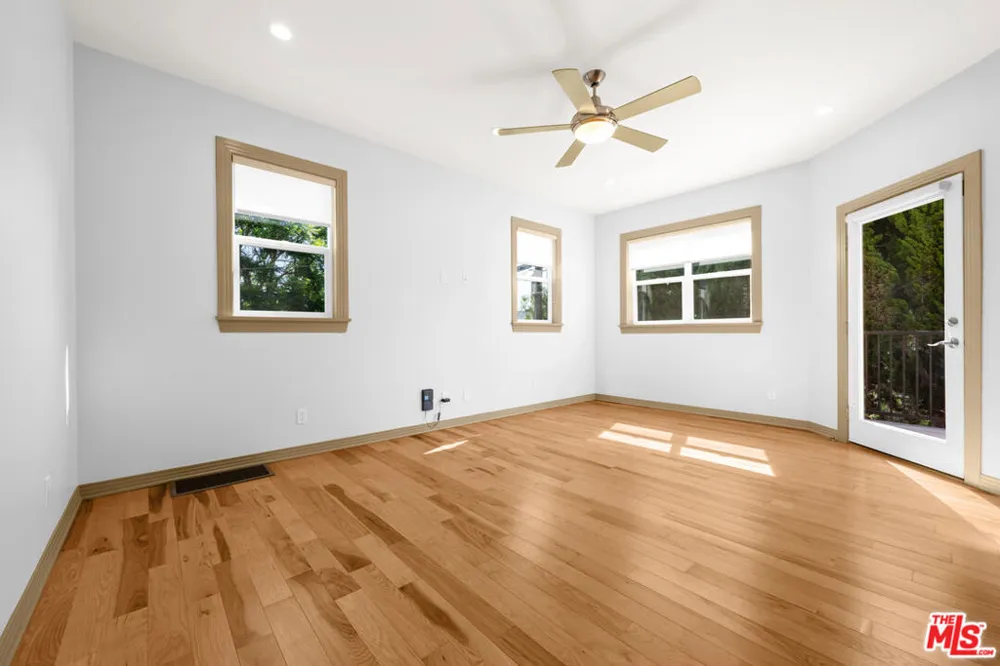 9056 Hubbard Street #A Culver City, CA 90232