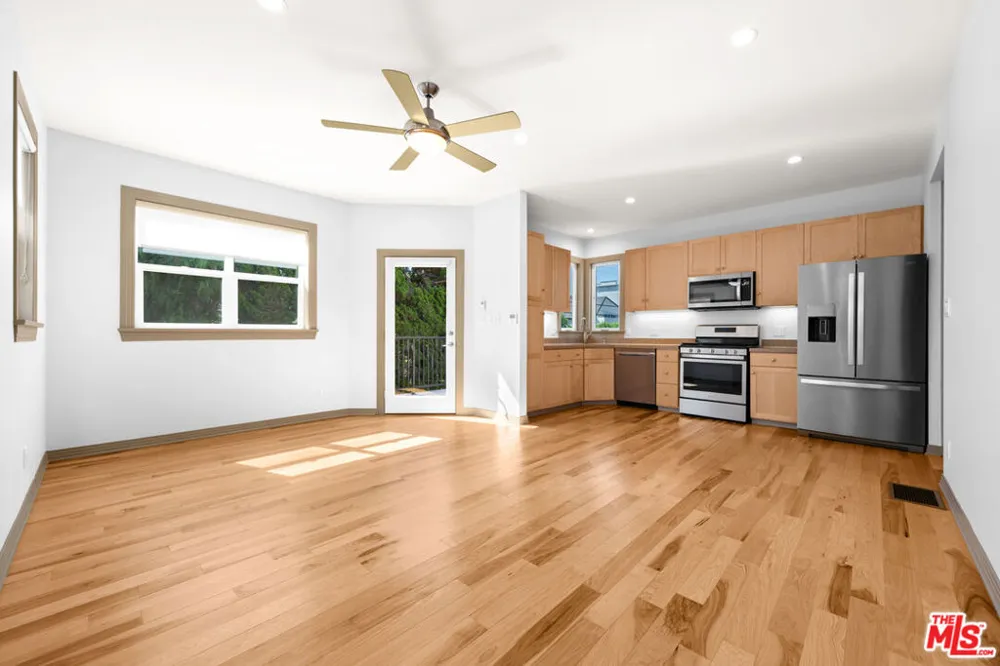 9056 Hubbard Street #A Culver City, CA 90232