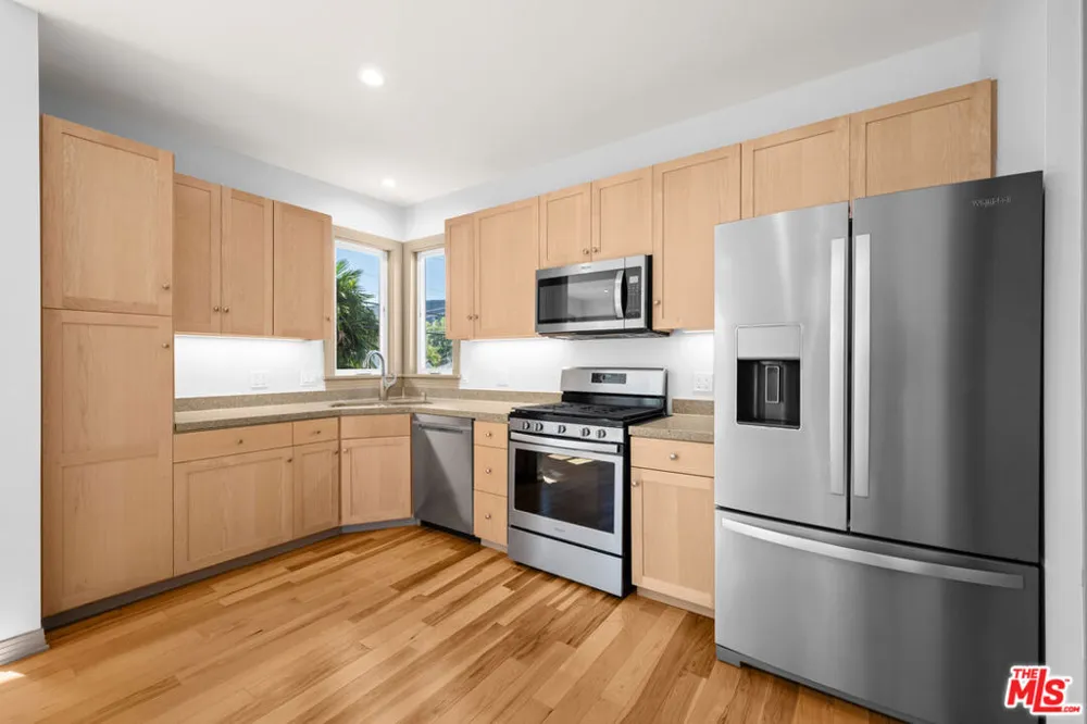 9056 Hubbard Street #A Culver City, CA 90232