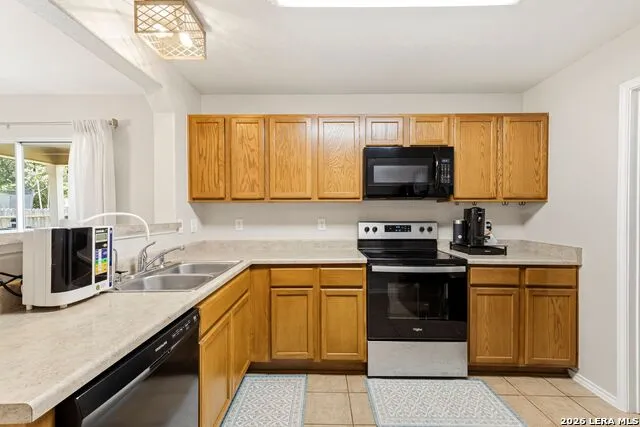 9235 Silver Vis San Antonio, TX 78254