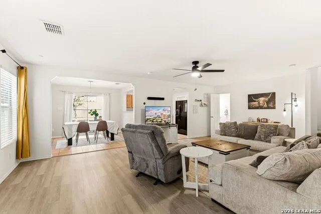 9235 Silver Vis San Antonio, TX 78254